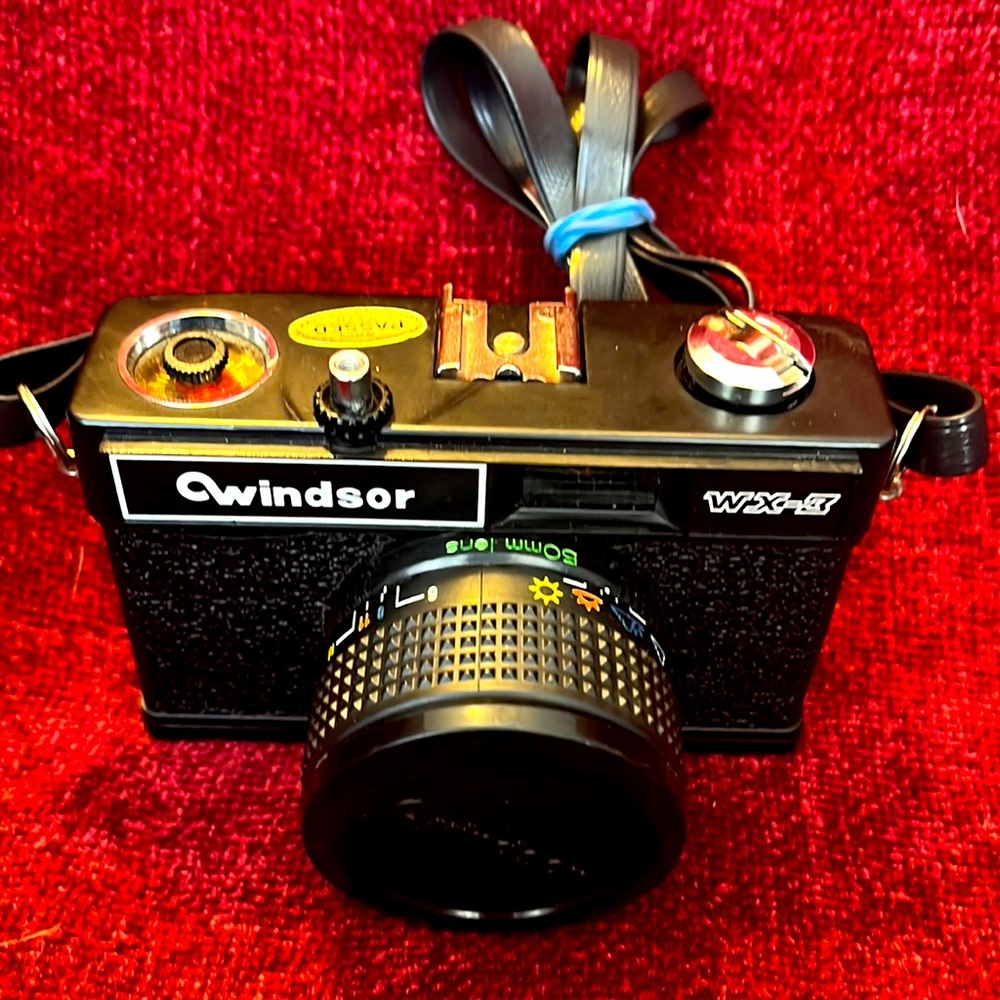 Windsor WX-3 35mm Vintage Camera. Excellent Condition